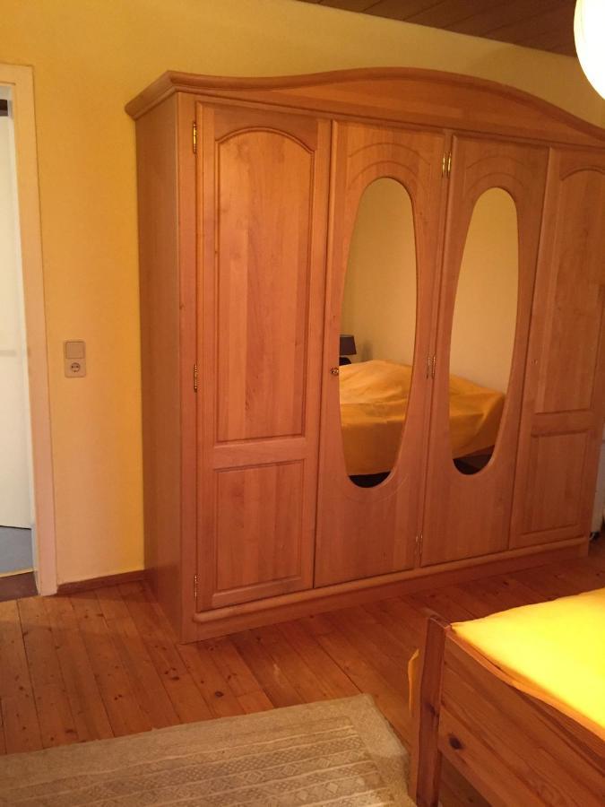 Blaues Haus Appartement Niederdorfelden Buitenkant foto