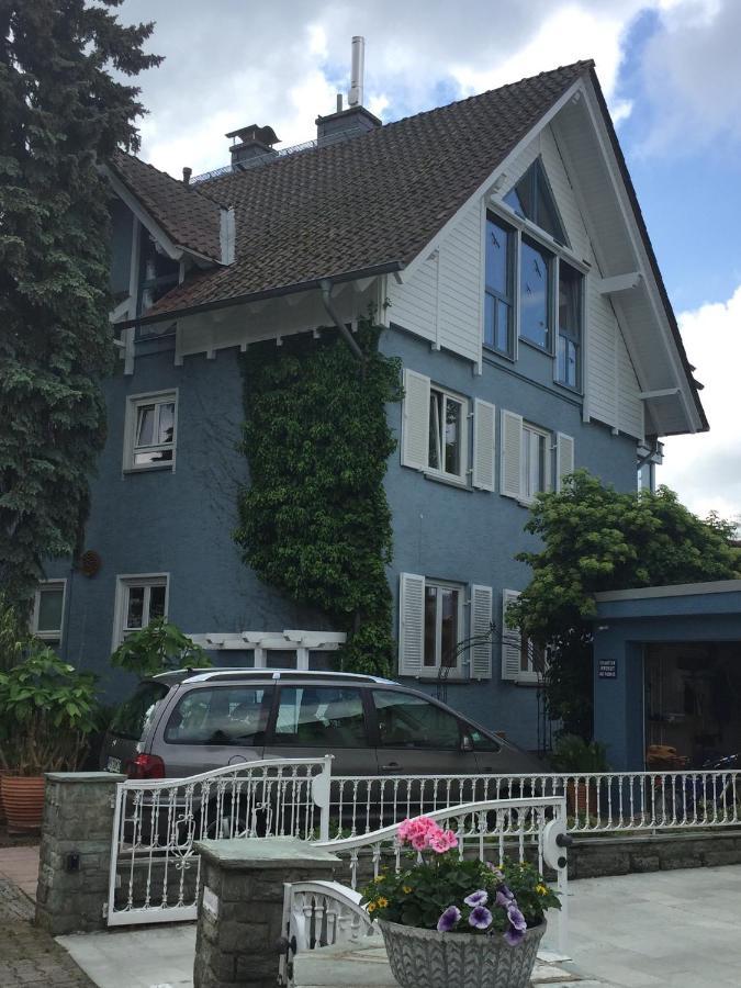 Blaues Haus Appartement Niederdorfelden Buitenkant foto