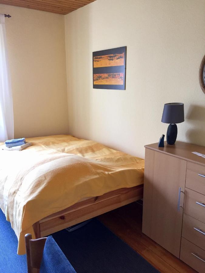 Blaues Haus Appartement Niederdorfelden Buitenkant foto