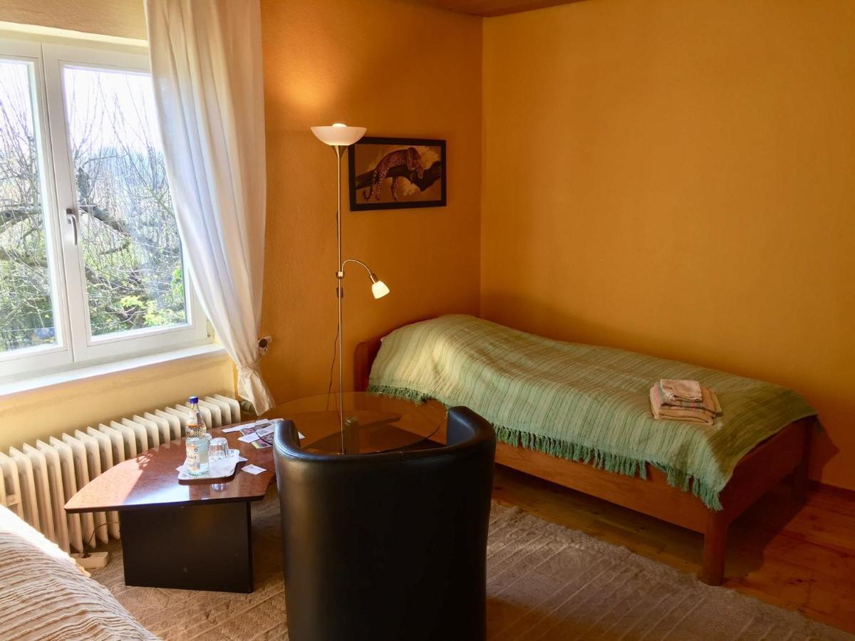 Blaues Haus Appartement Niederdorfelden Buitenkant foto