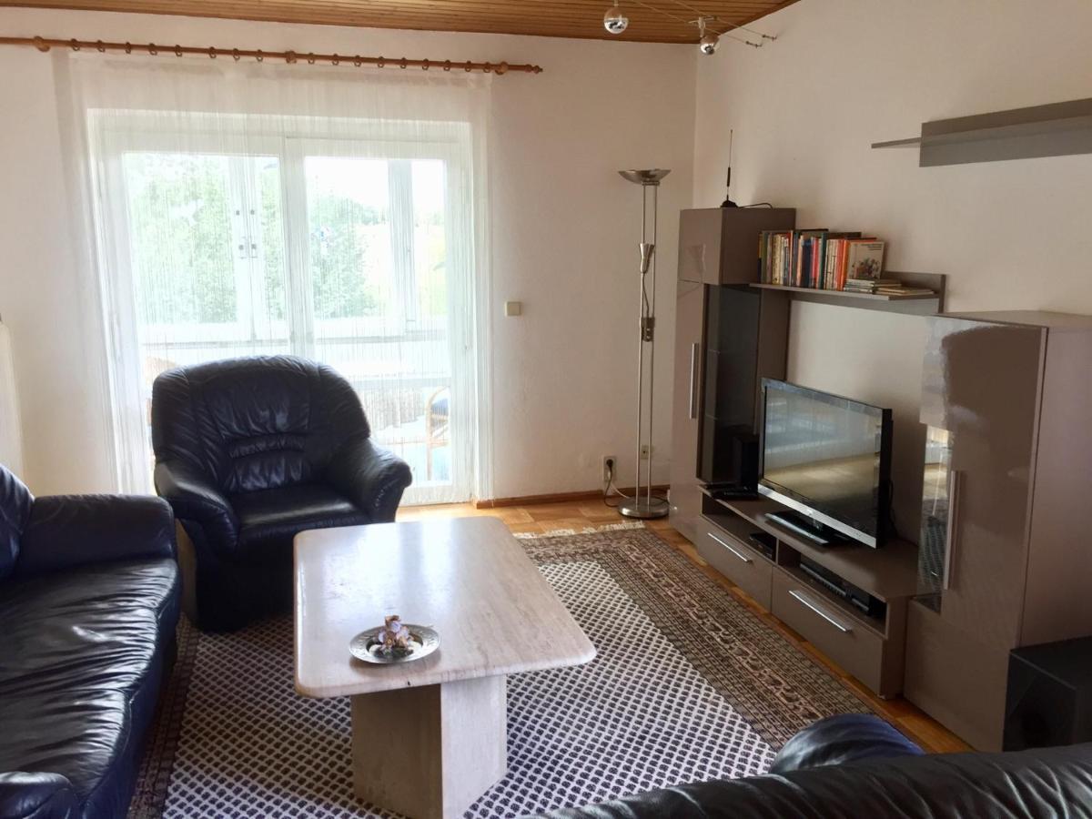 Blaues Haus Appartement Niederdorfelden Buitenkant foto
